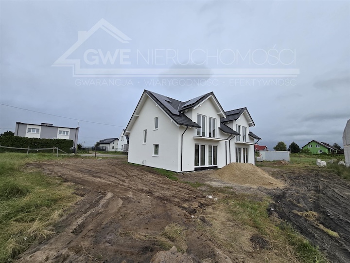 Wnętrze domu w Redzie na sprzedaż